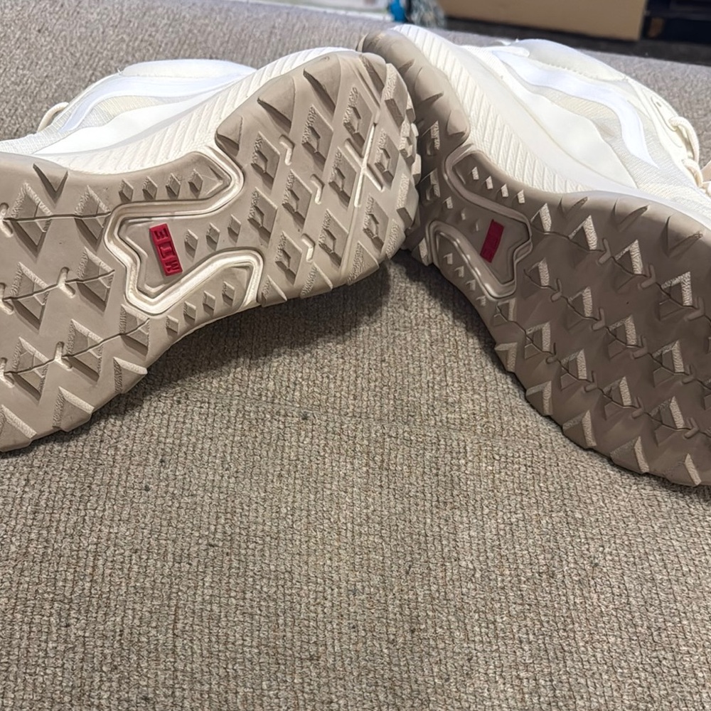 Vans Off-White Athletic Sneakers - Picture 6 of 16